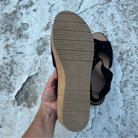 Earth Burran Rosa Black Suede Wedge Sandals - Picture 6 of 7